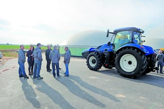 Le premier tracteur au biométhane  enfin commercialisé