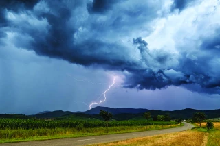 Forte chaleur et orages en juin