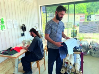 Ce designer drômois rhabille les métiers agricoles 